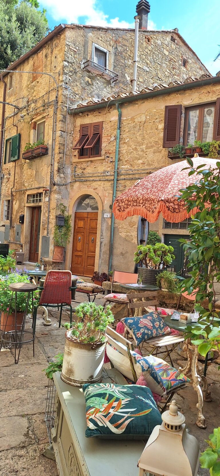 dettaglio casale marittimo
